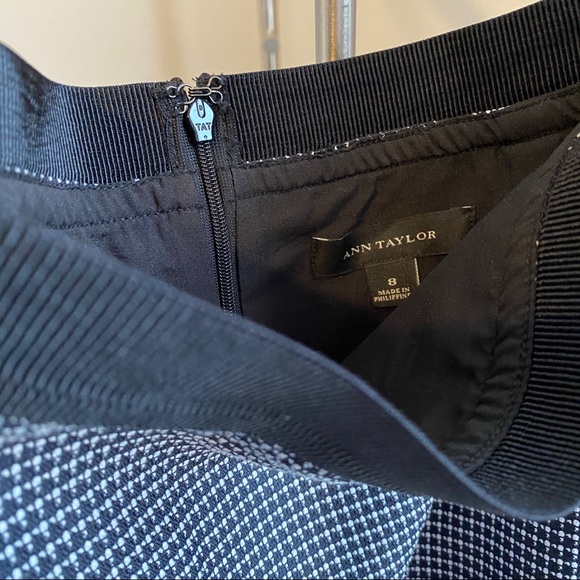 Ann Taylor Jacquard Houndstooth Pencil Skirt - Picture 3 of 7